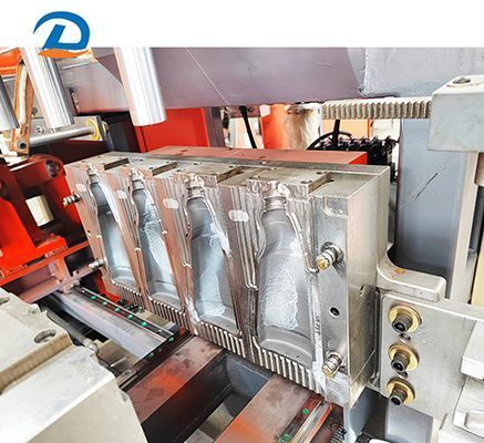 Single-head vs multi-head blow molding machine
