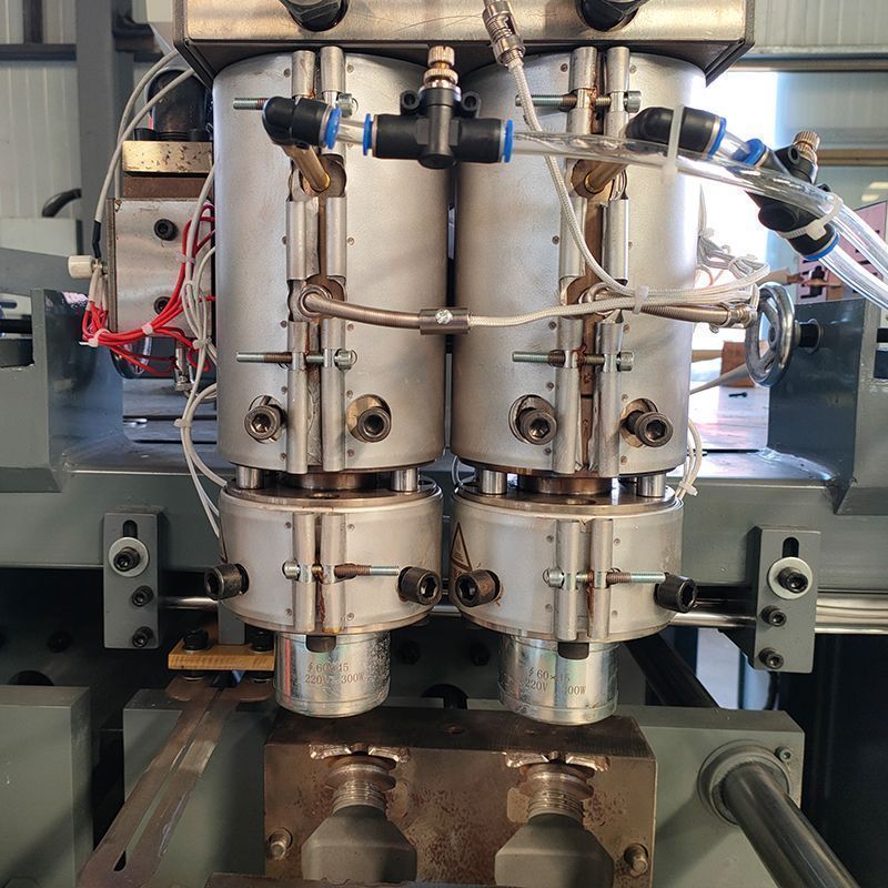 Key Factors Affecting Blow Molding Machine Production Speed