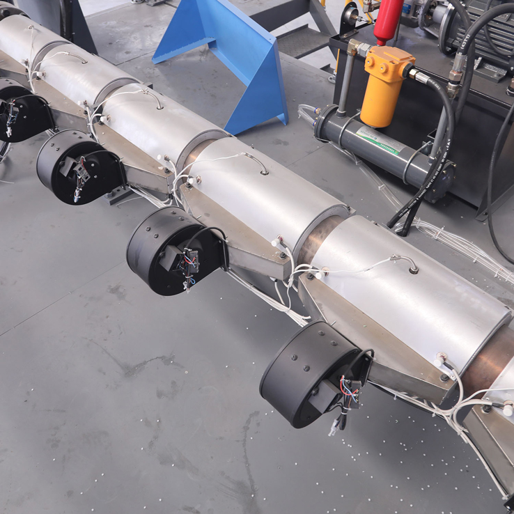 Factors affecting the quality of blow molding machines and blow molded products.