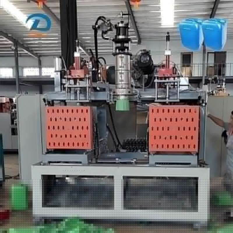 Why Daily Maintenance Is Essential for Blow Molding Machine Performance and Service Life?