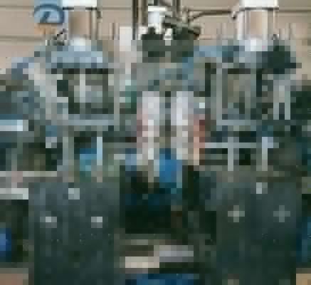 Customer Story: How We Helped a Plastic Bottle Manufacturer Solve 2-Head HDPE Bottle Blow Molding Machine Issues